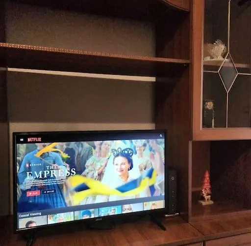 One Bd Flat Near Center With 24h Self Check In *