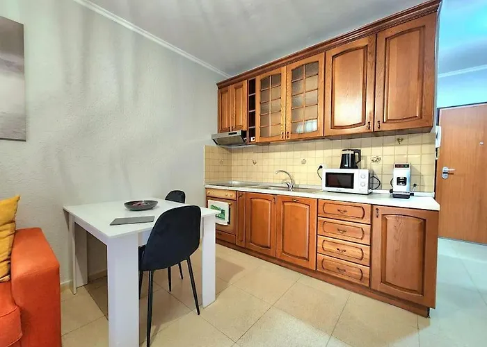 Apartament One Bd Flat Near Center With 24h Self Check In Tirana