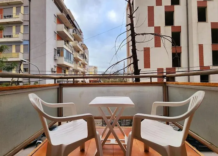 One Bd Flat Near Center With 24h Self Check In Tirana